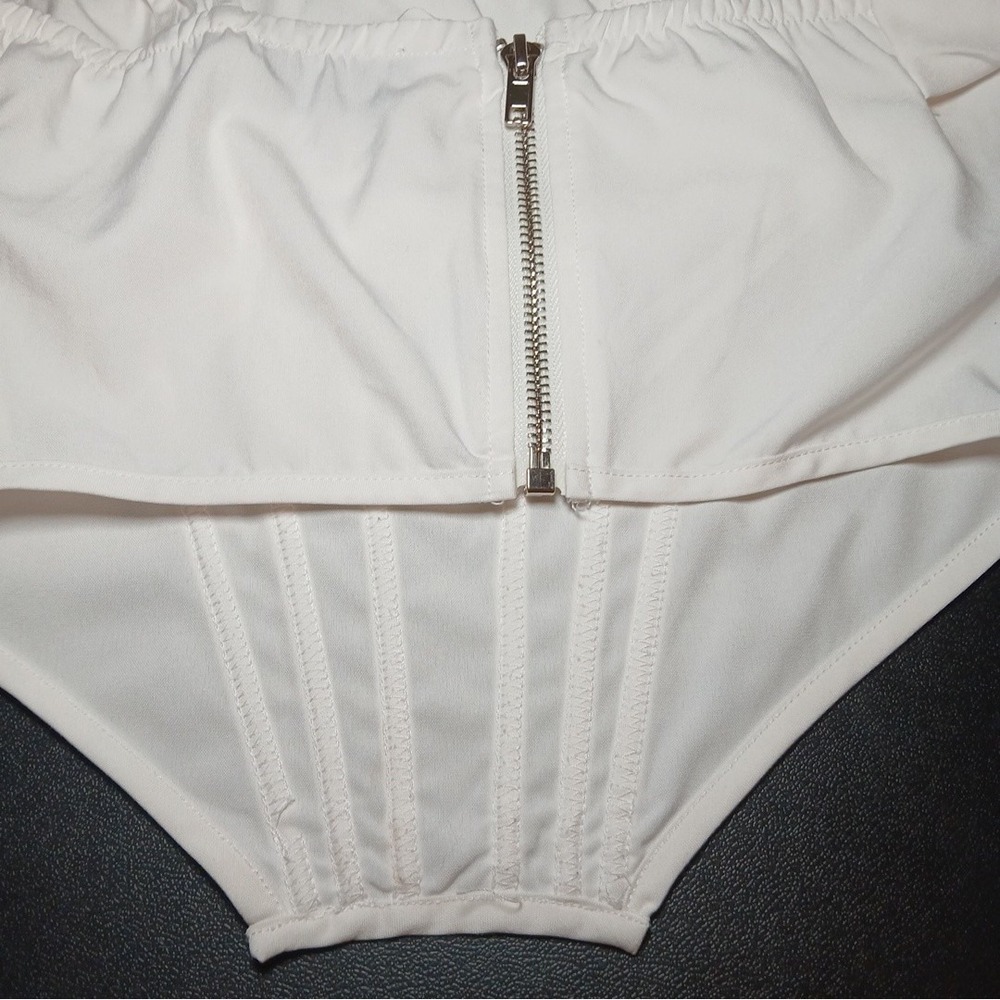 White Fox Womens XS White Bustier Corset Top Hook Eye Zip Bridal Going Out - Picture 5 of 9